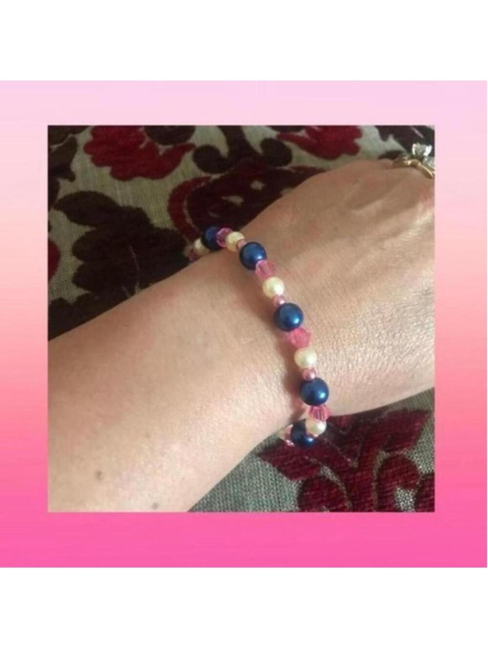 Elegant Blue‎ and Pink Beaded Bracelet